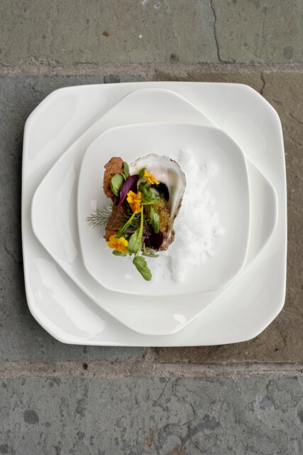 SPECIALS Plate Flat 21cm