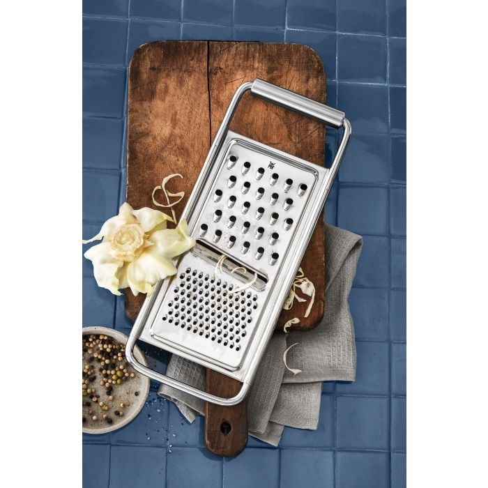 Universal graters