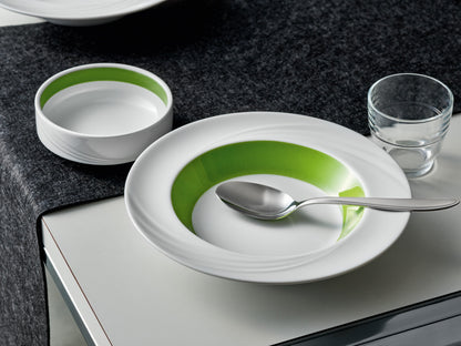 Plate flat round with rim embossed 20cm